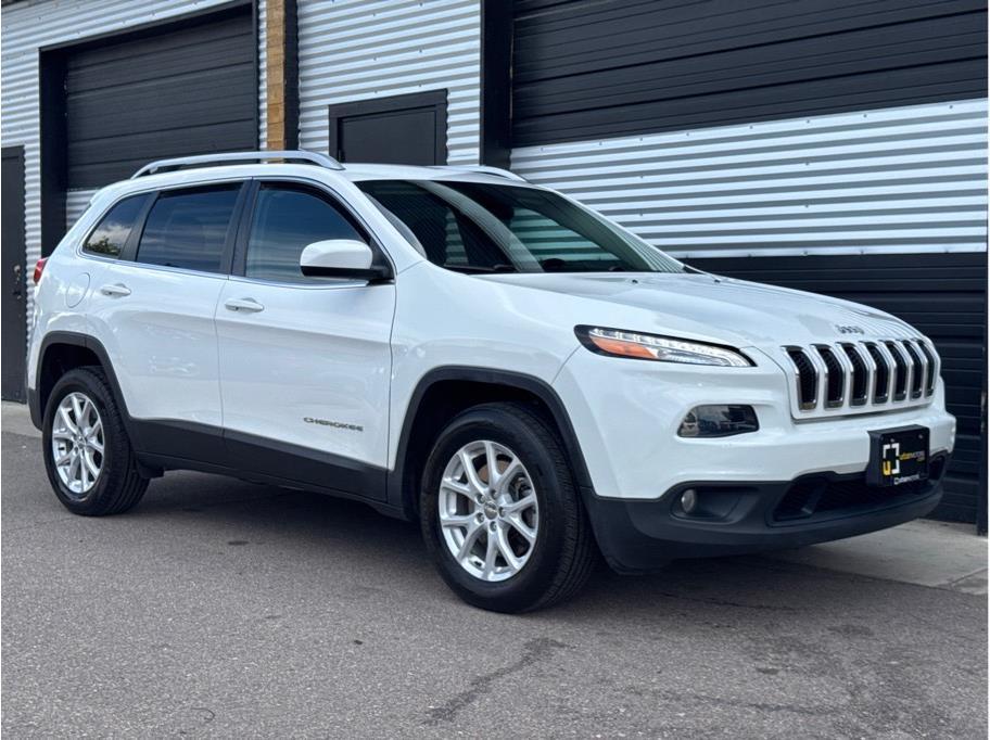 used 2016 Jeep Cherokee car, priced at $9,390
