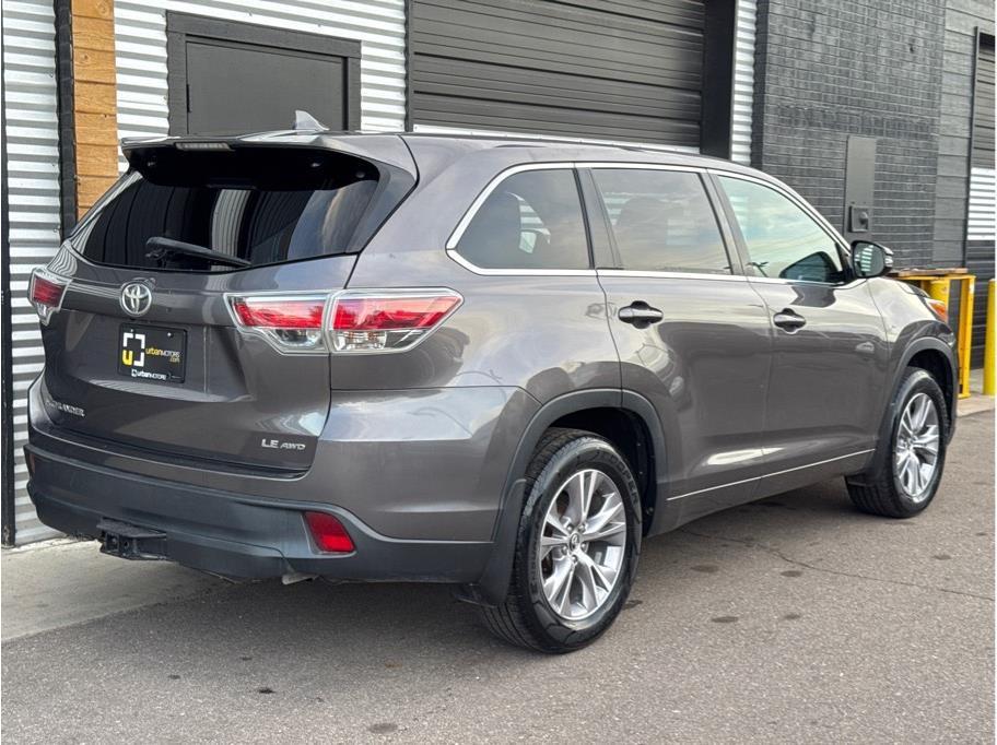 used 2016 Toyota Highlander car, priced at $14,990