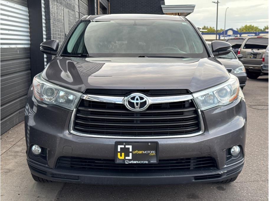 used 2016 Toyota Highlander car, priced at $14,990