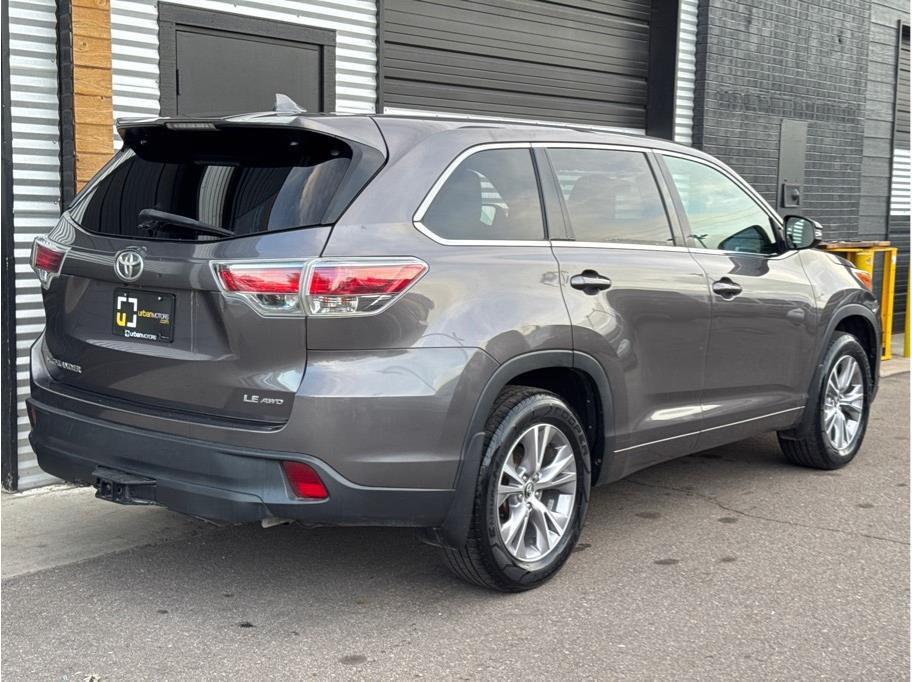 used 2016 Toyota Highlander car, priced at $14,990