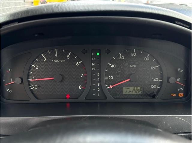 used 2002 Hyundai XG350 car, priced at $4,990