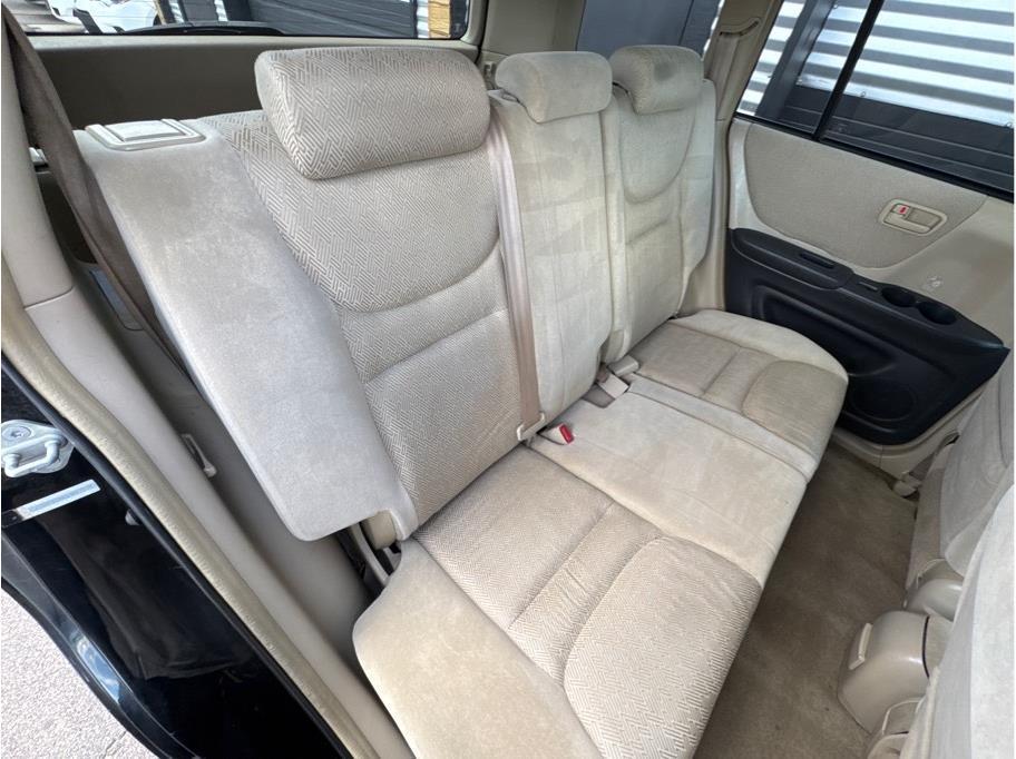 used 2001 Toyota Highlander car, priced at $7,990