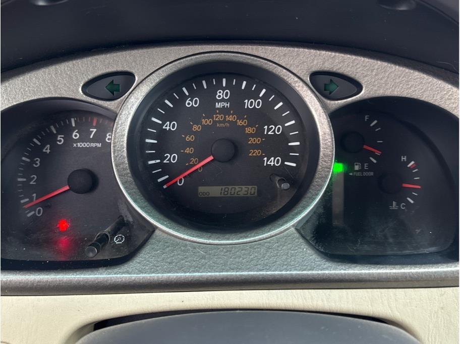 used 2001 Toyota Highlander car, priced at $7,990