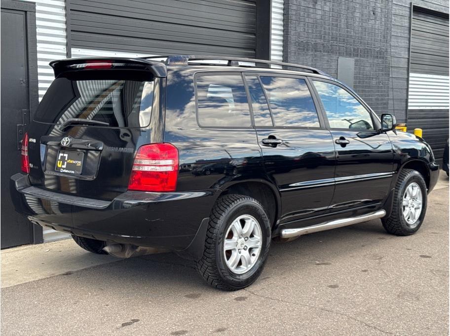 used 2001 Toyota Highlander car, priced at $7,990