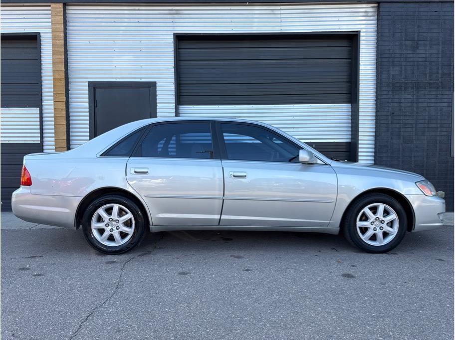 used 2002 Toyota Avalon car, priced at $7,990