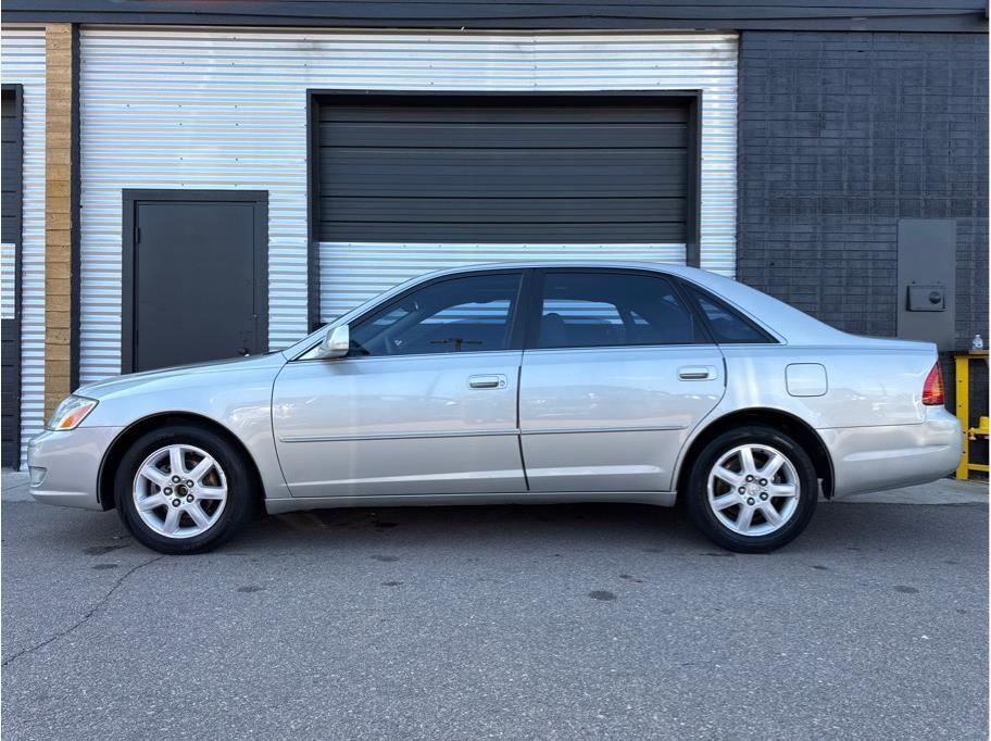 used 2002 Toyota Avalon car, priced at $7,990
