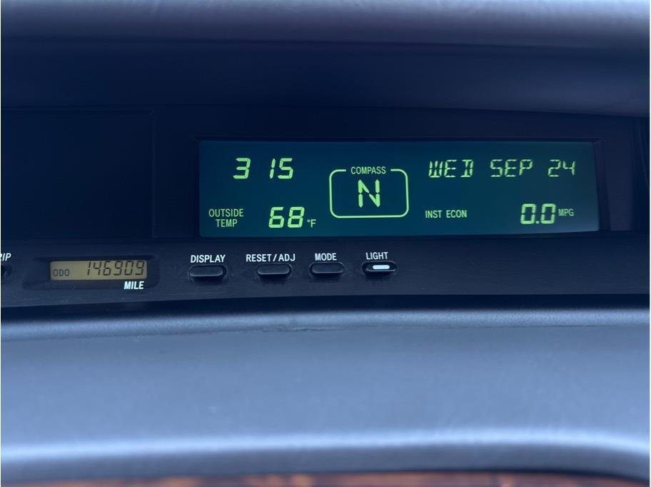 used 2002 Toyota Avalon car, priced at $7,990