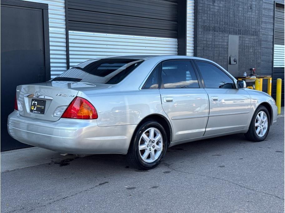 used 2002 Toyota Avalon car, priced at $7,990