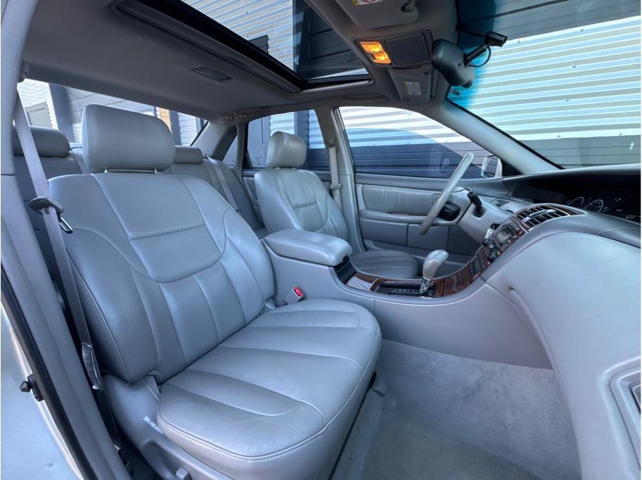 used 2002 Toyota Avalon car, priced at $7,990