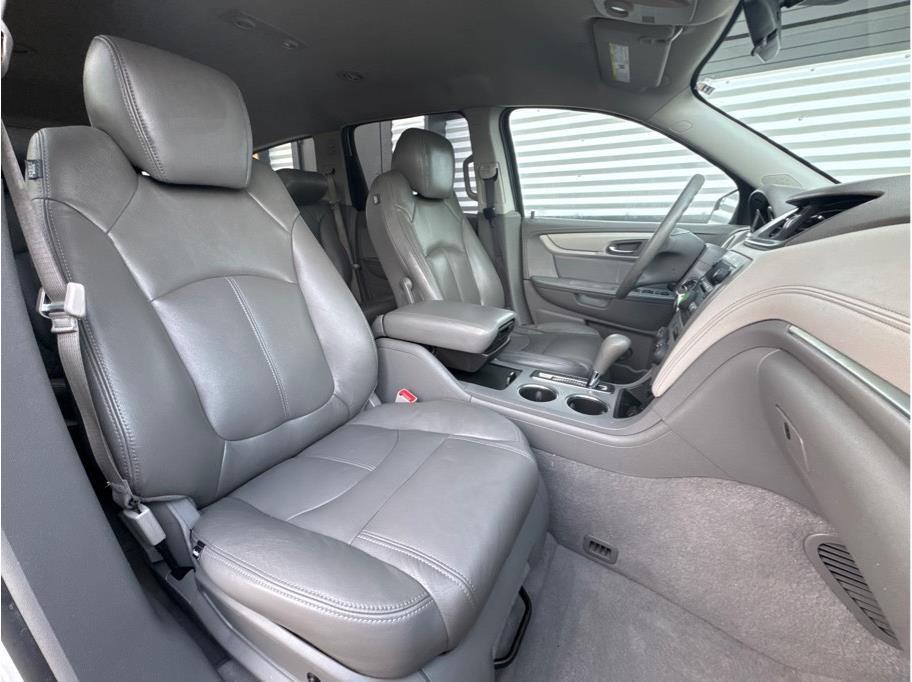 used 2014 Chevrolet Traverse car, priced at $13,990