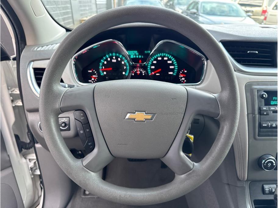 used 2014 Chevrolet Traverse car, priced at $13,990