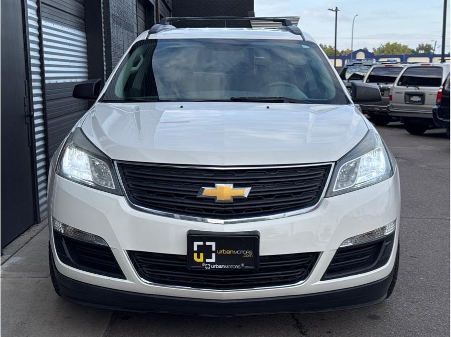 used 2014 Chevrolet Traverse car, priced at $13,990