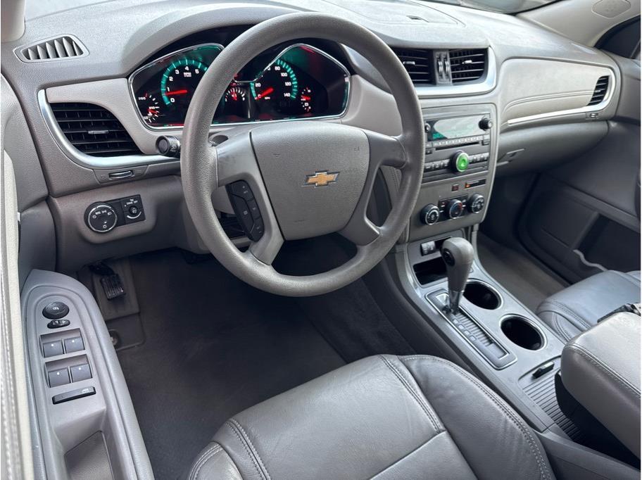used 2014 Chevrolet Traverse car, priced at $13,990