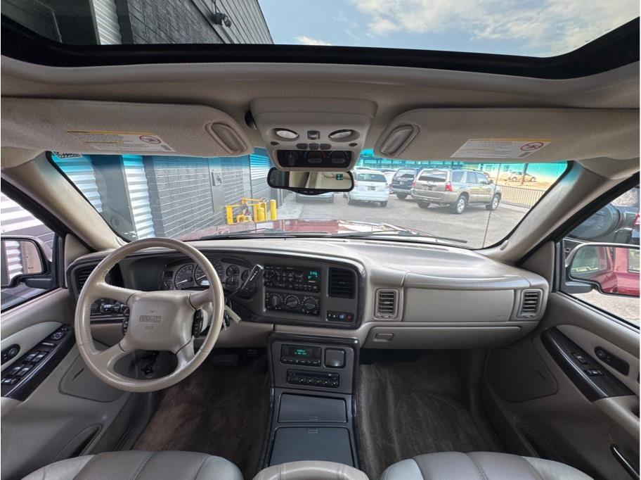 used 2002 GMC Yukon XL car, priced at $12,990