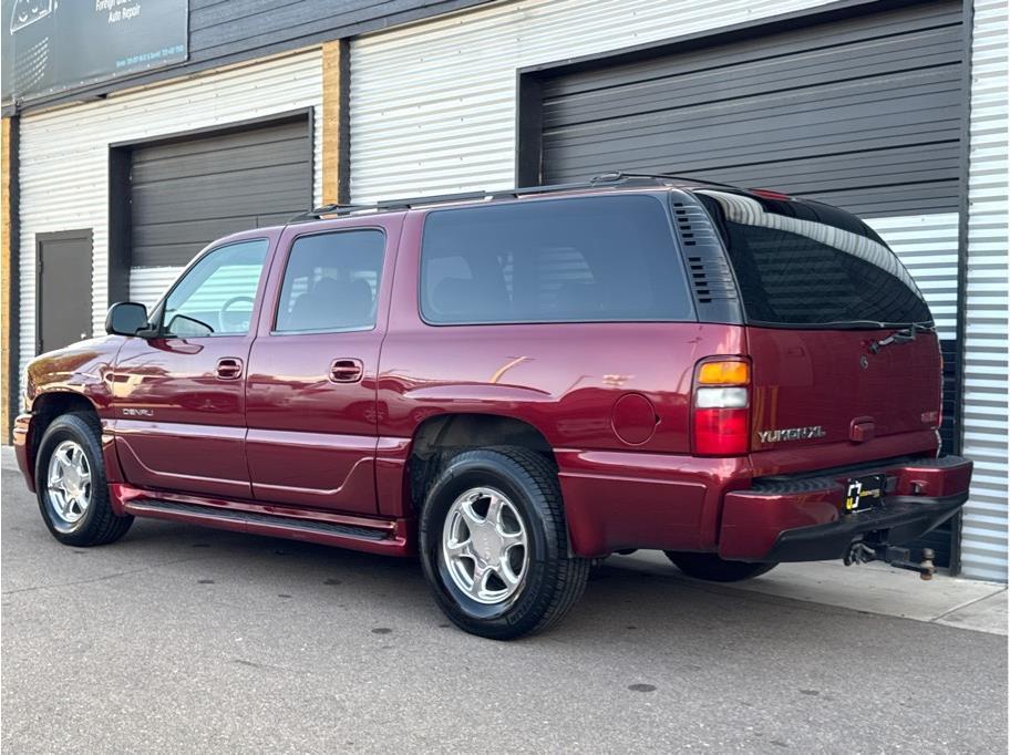 used 2002 GMC Yukon XL car, priced at $12,990