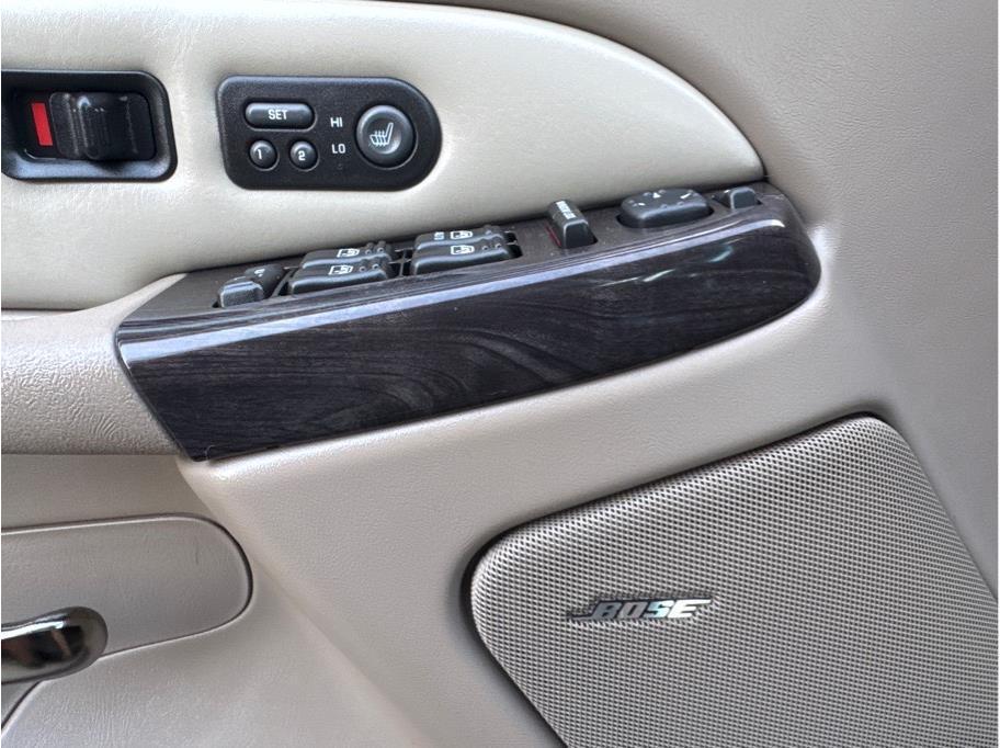 used 2002 GMC Yukon XL car, priced at $12,990