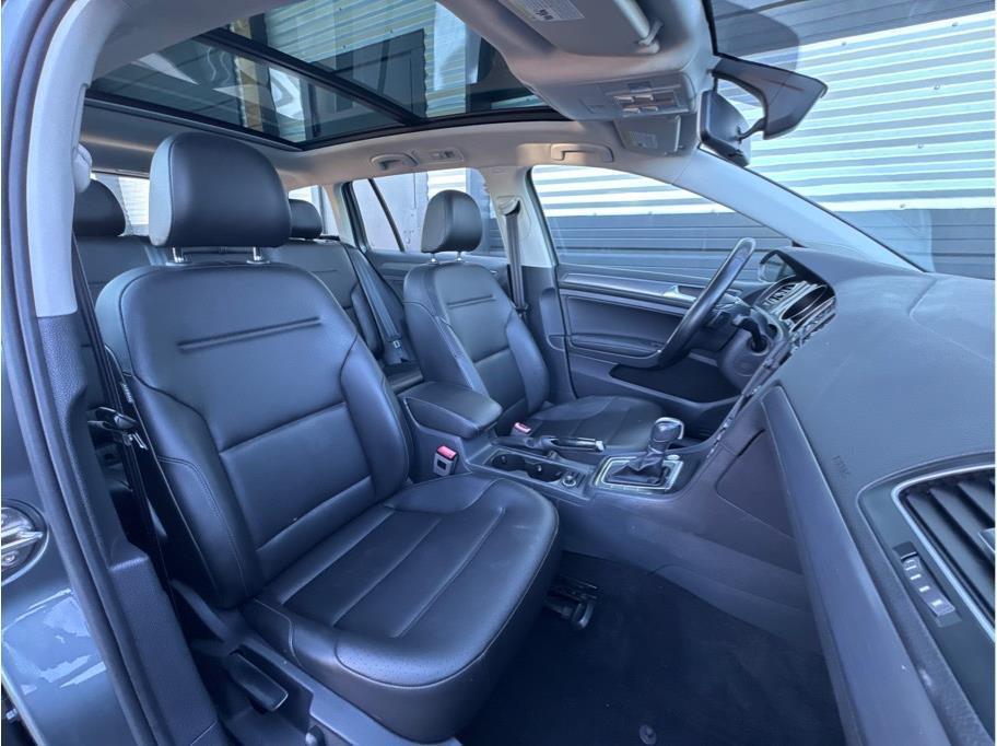 used 2018 Volkswagen Golf SportWagen car, priced at $14,990