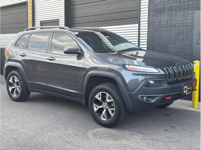 used 2015 Jeep Cherokee car, priced at $10,990