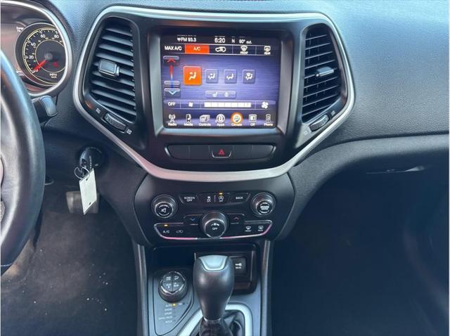 used 2015 Jeep Cherokee car, priced at $10,990