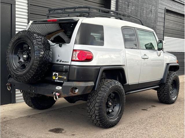used 2007 Toyota FJ Cruiser car, priced at $14,990