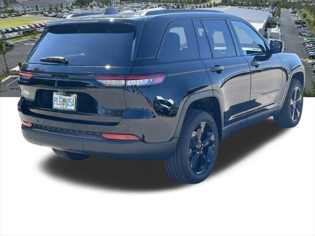 new 2025 Jeep Grand Cherokee car, priced at $43,353