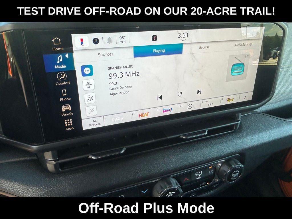 new 2025 Jeep Wrangler car, priced at $41,585