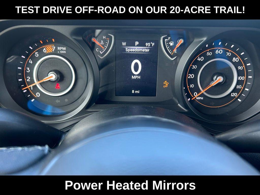 new 2025 Jeep Wrangler car, priced at $41,585