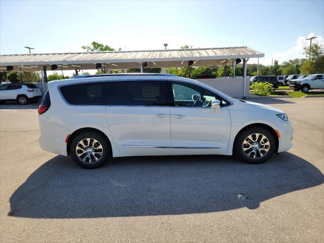 new 2024 Chrysler Pacifica car, priced at $46,407