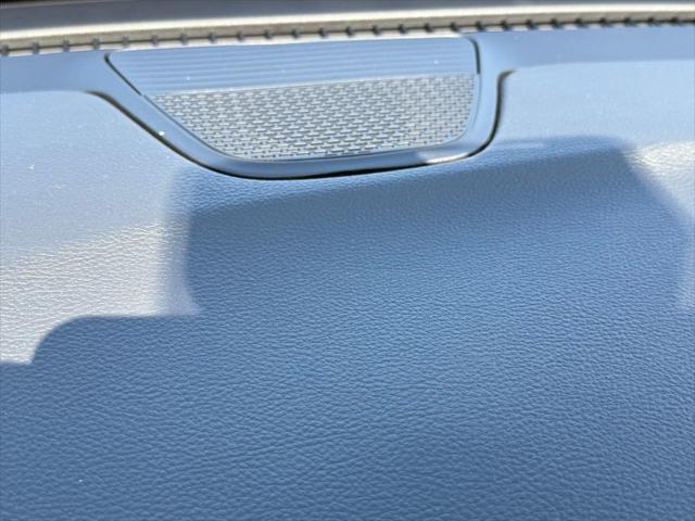 new 2025 Chrysler Pacifica car, priced at $52,331