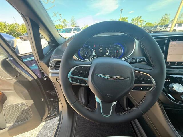 new 2025 Chrysler Pacifica car, priced at $52,331