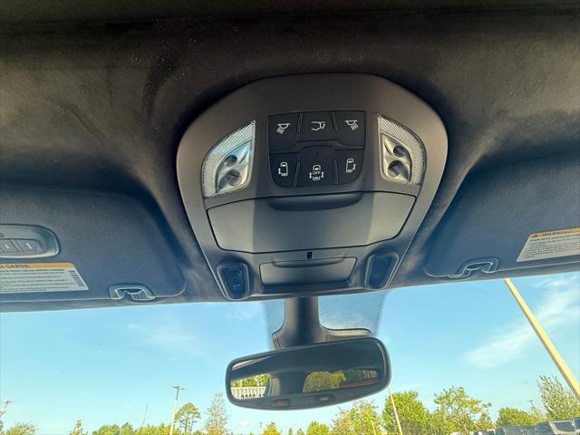 new 2025 Chrysler Pacifica car, priced at $52,331