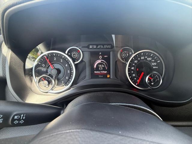 new 2025 Ram 1500 car, priced at $43,321