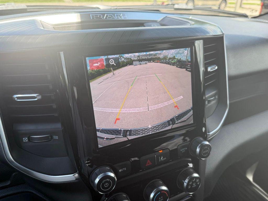 new 2025 Ram 1500 car, priced at $41,995