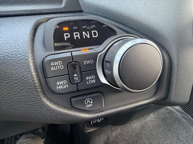 new 2025 Ram 1500 car, priced at $43,321