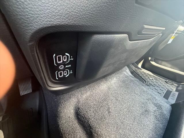 new 2025 Ram 1500 car, priced at $43,321