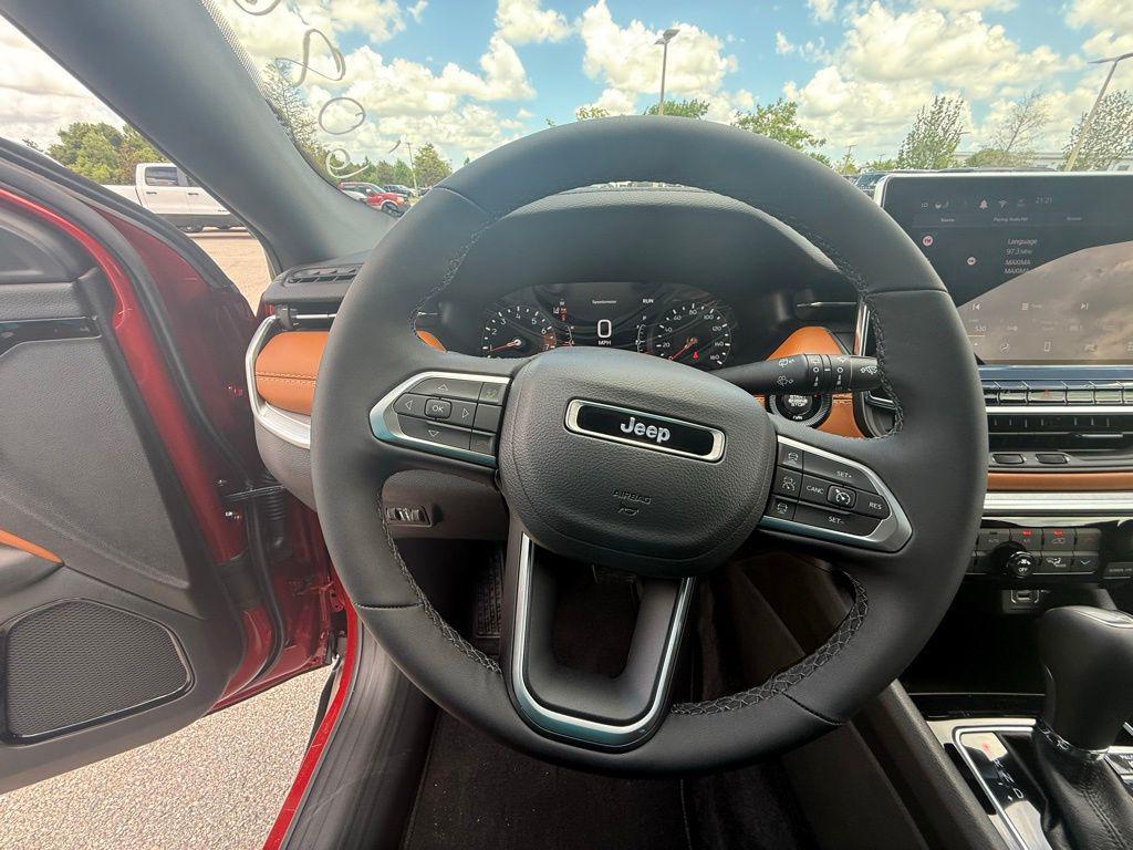 new 2025 Jeep Compass car, priced at $28,085