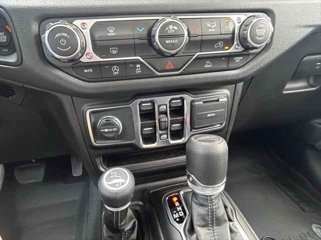 new 2025 Jeep Gladiator car, priced at $39,445