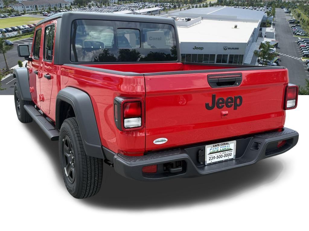 new 2025 Jeep Gladiator car, priced at $38,465