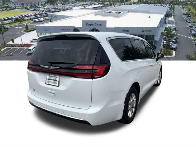 new 2025 Chrysler Pacifica car, priced at $40,093