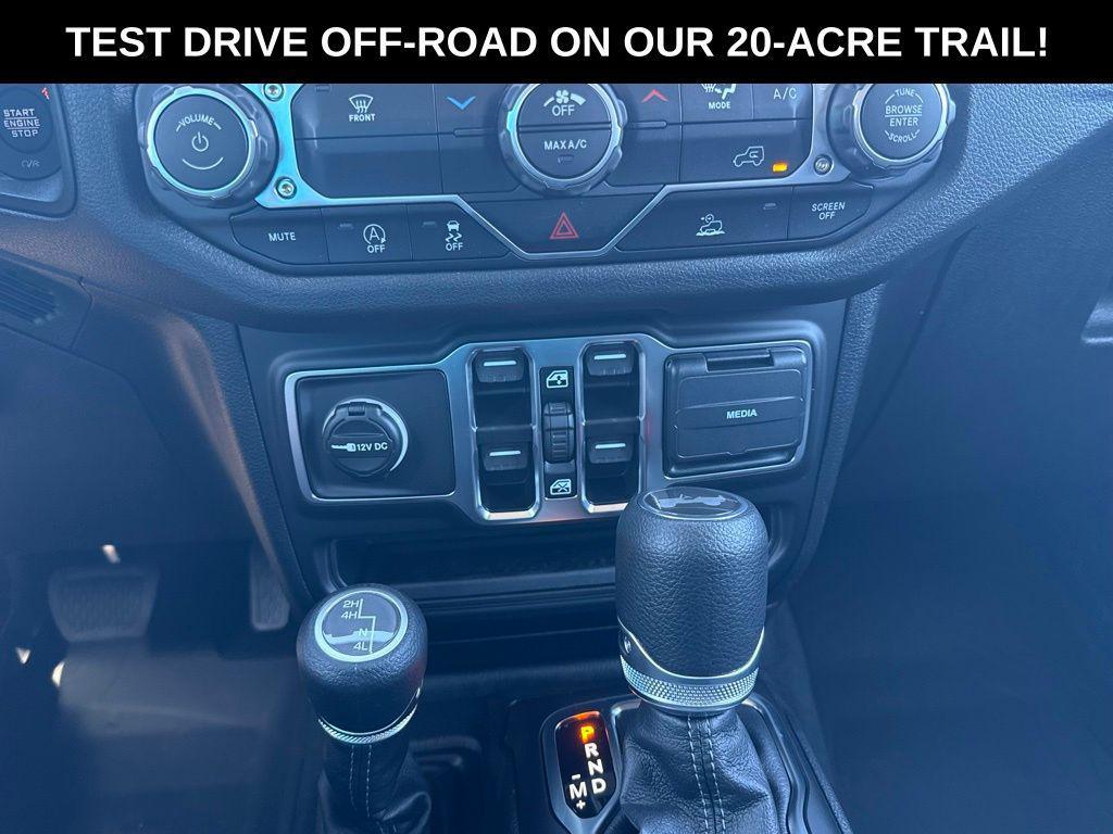 new 2026 Jeep Wrangler car, priced at $40,795