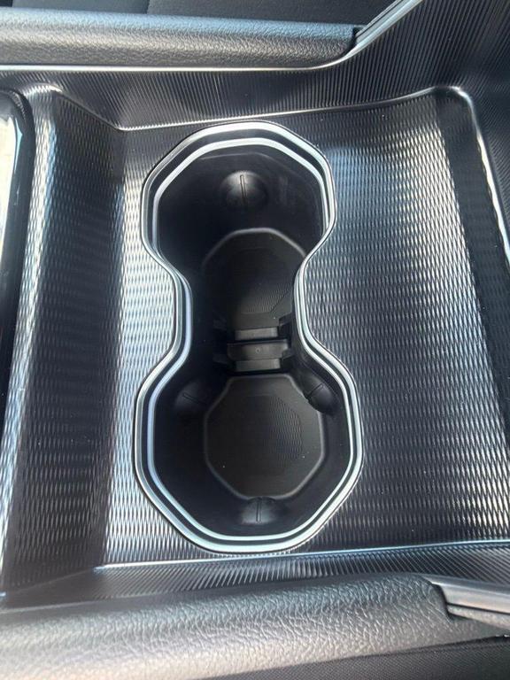 new 2025 Jeep Grand Cherokee car, priced at $37,375