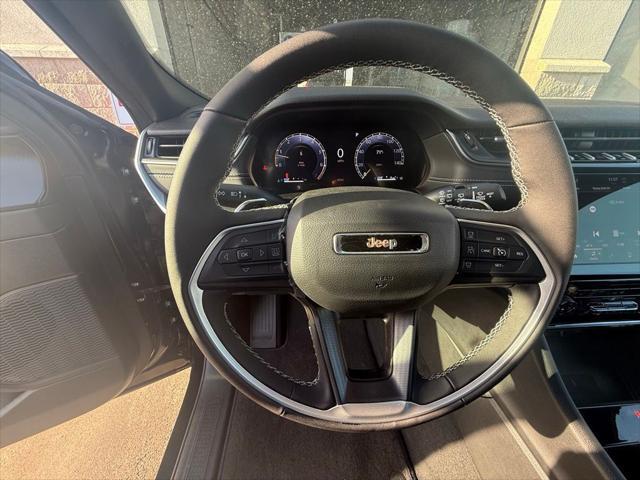 new 2025 Jeep Grand Cherokee car, priced at $37,995