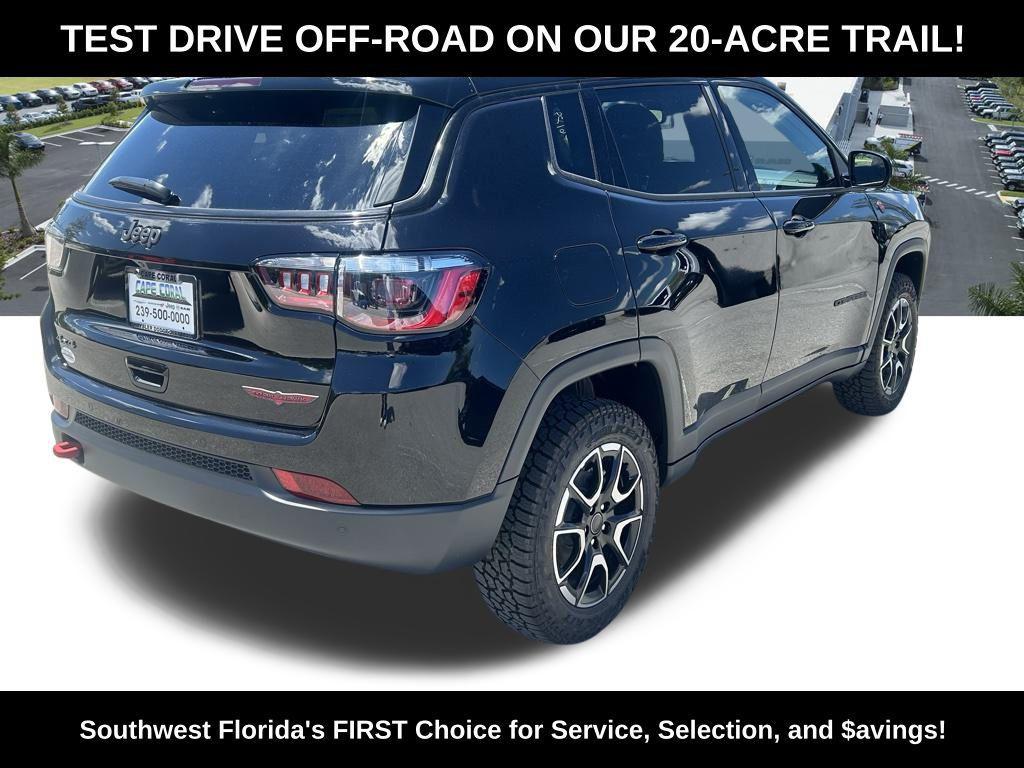 new 2025 Jeep Compass car, priced at $31,485
