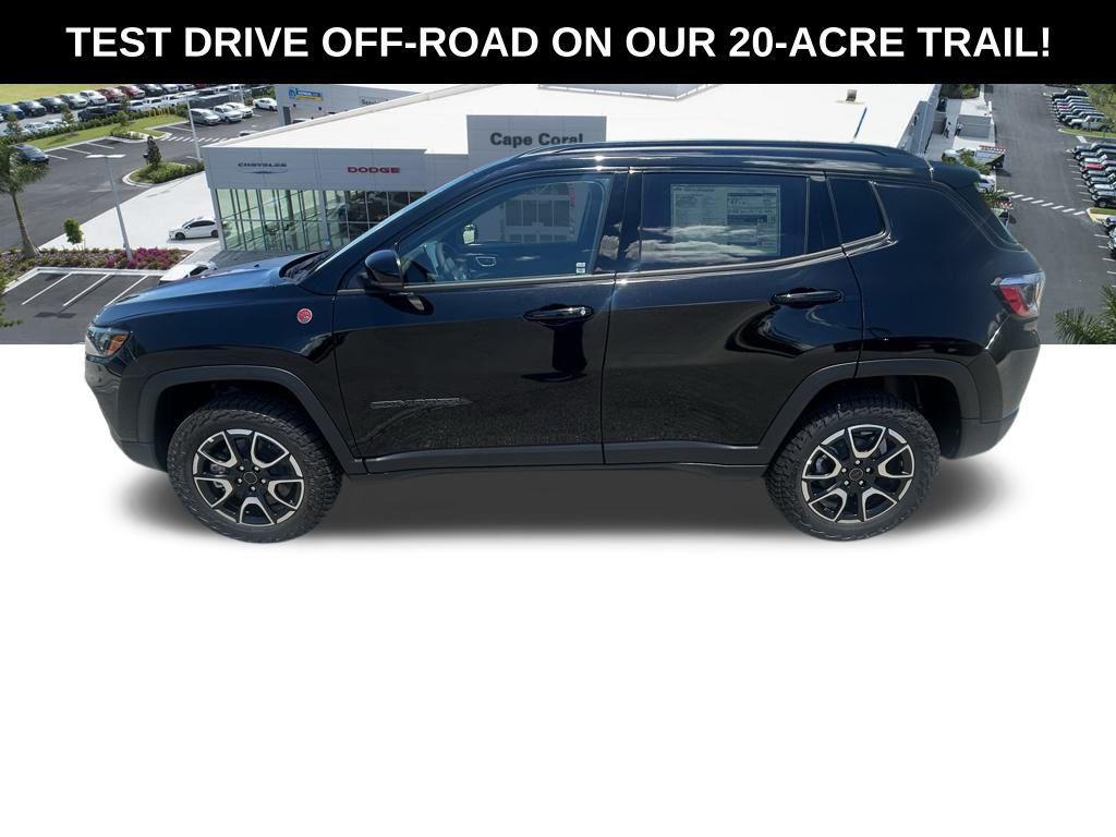 new 2025 Jeep Compass car, priced at $31,485