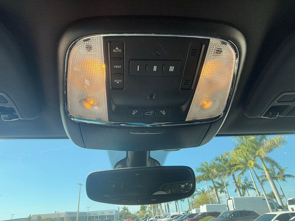 used 2020 Jeep Grand Cherokee car, priced at $19,065