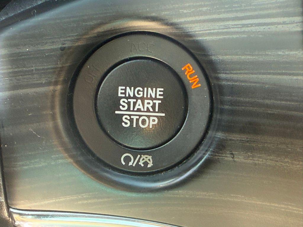 used 2020 Jeep Grand Cherokee car, priced at $19,065