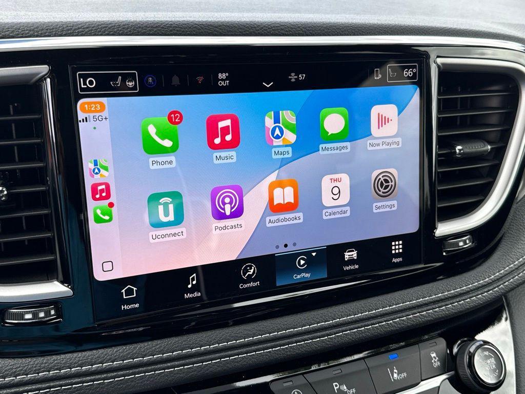 new 2026 Chrysler Pacifica car, priced at $41,660