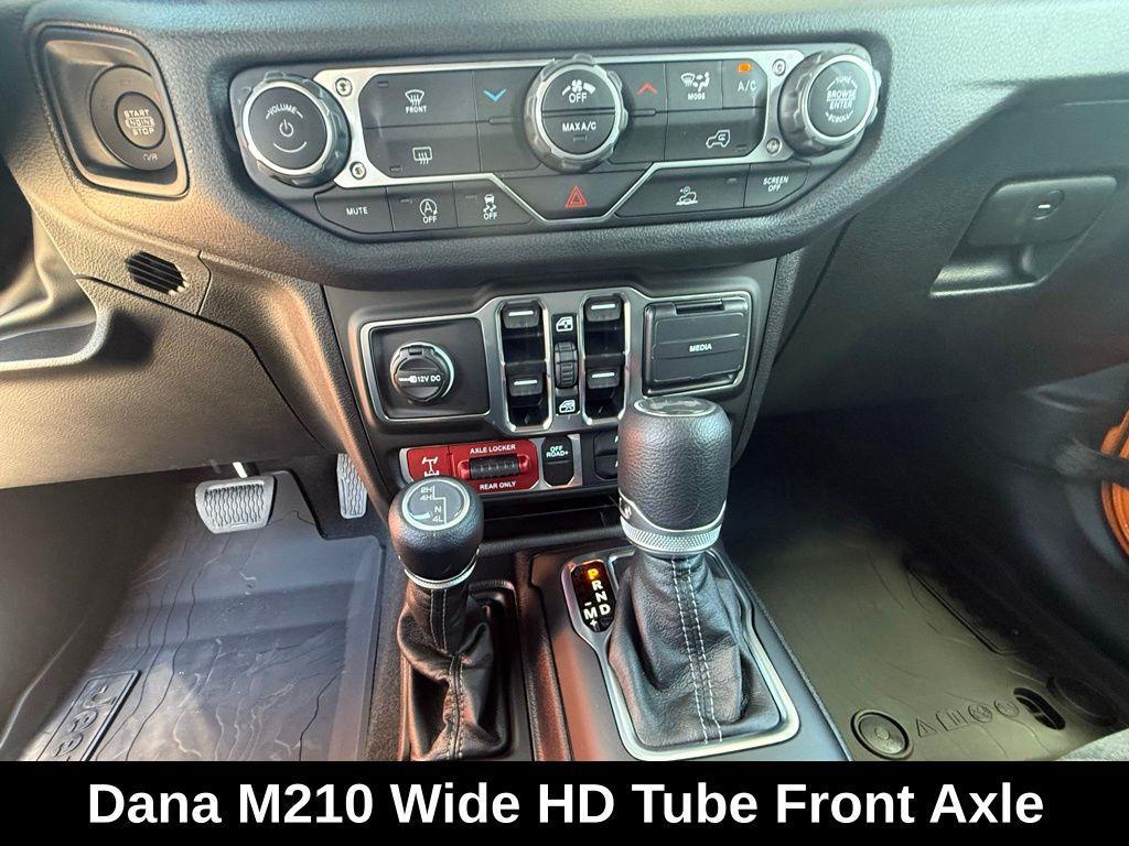 new 2025 Jeep Wrangler car, priced at $48,576