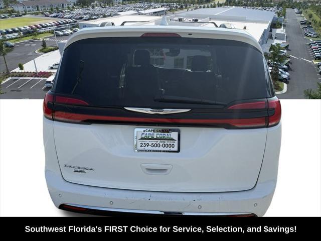 used 2021 Chrysler Pacifica car, priced at $20,304