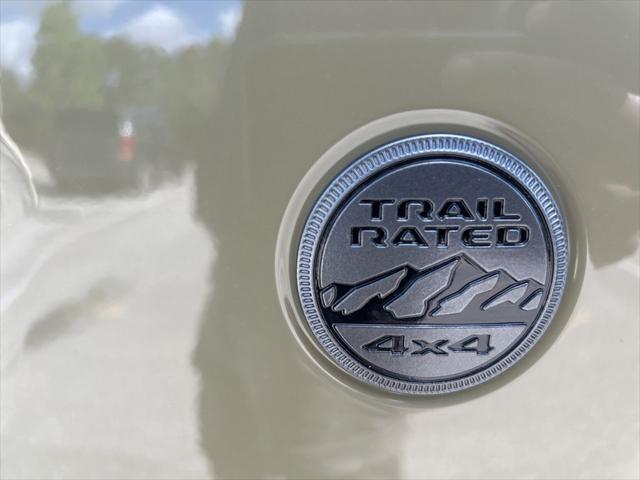 new 2025 Jeep Gladiator car, priced at $39,445